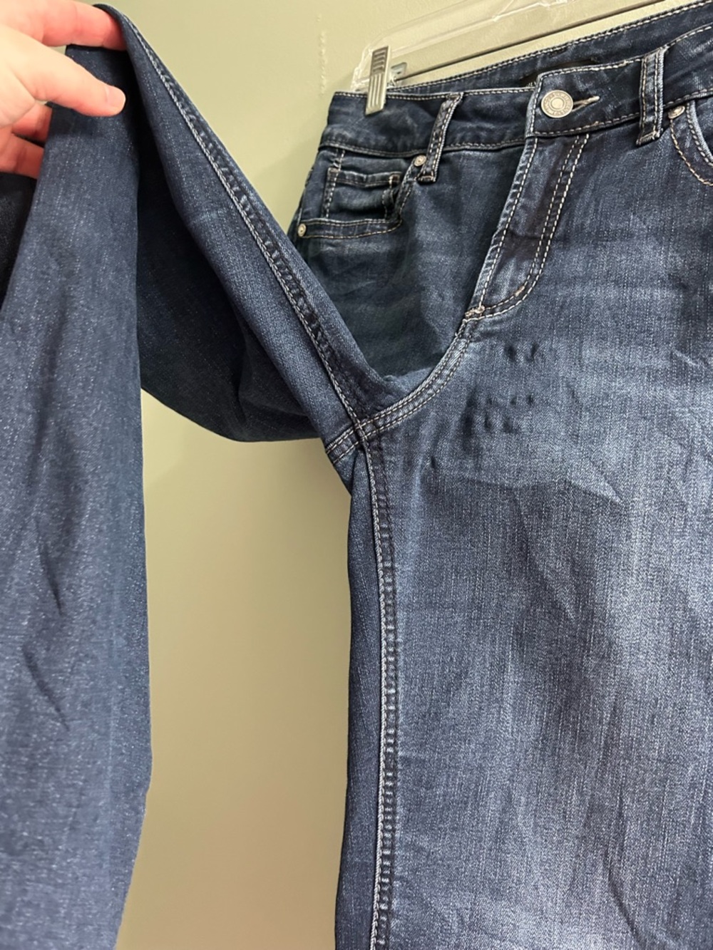 Silver jeans Avery straight leg dark wash - Picture 7 of 9